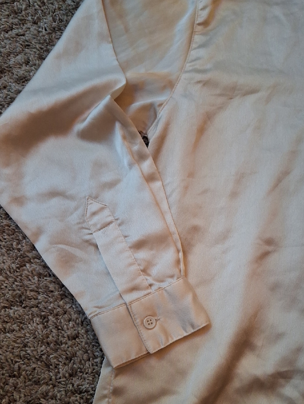 Missguided button down blouse - Picture 3 of 7